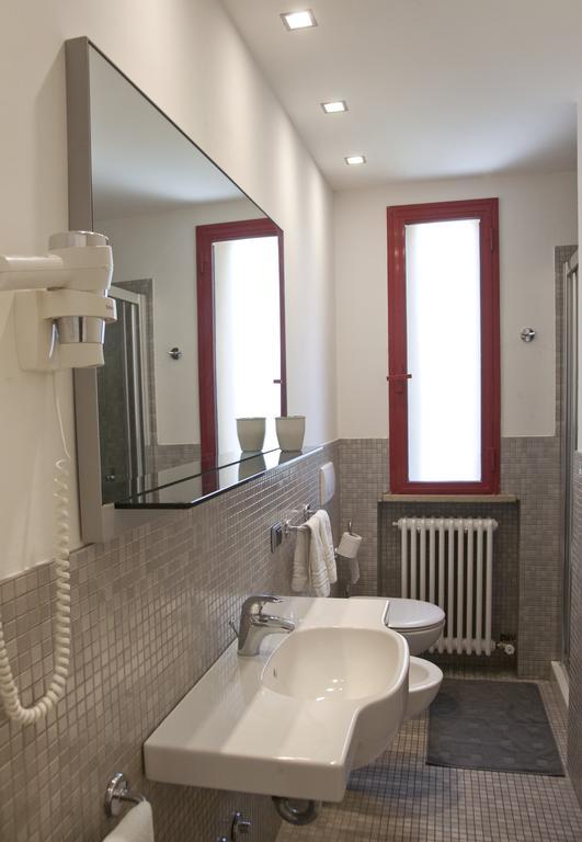 Aris Residence Riccione Bagian luar foto